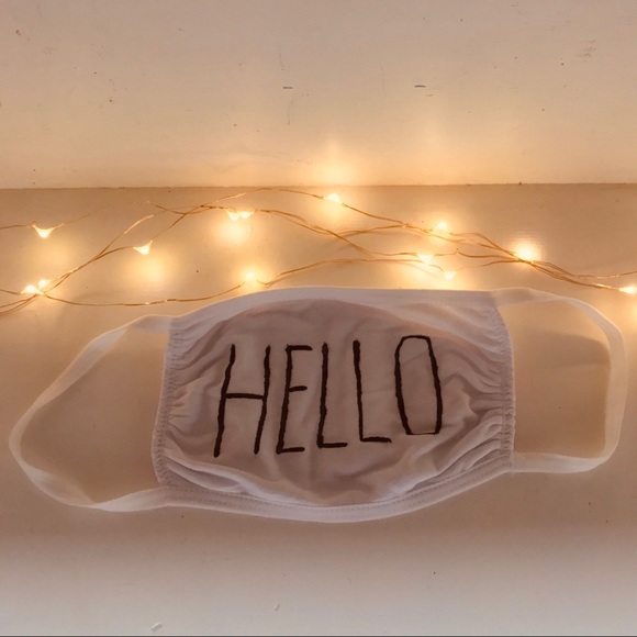 Hello Mask - Picture 2 of 4